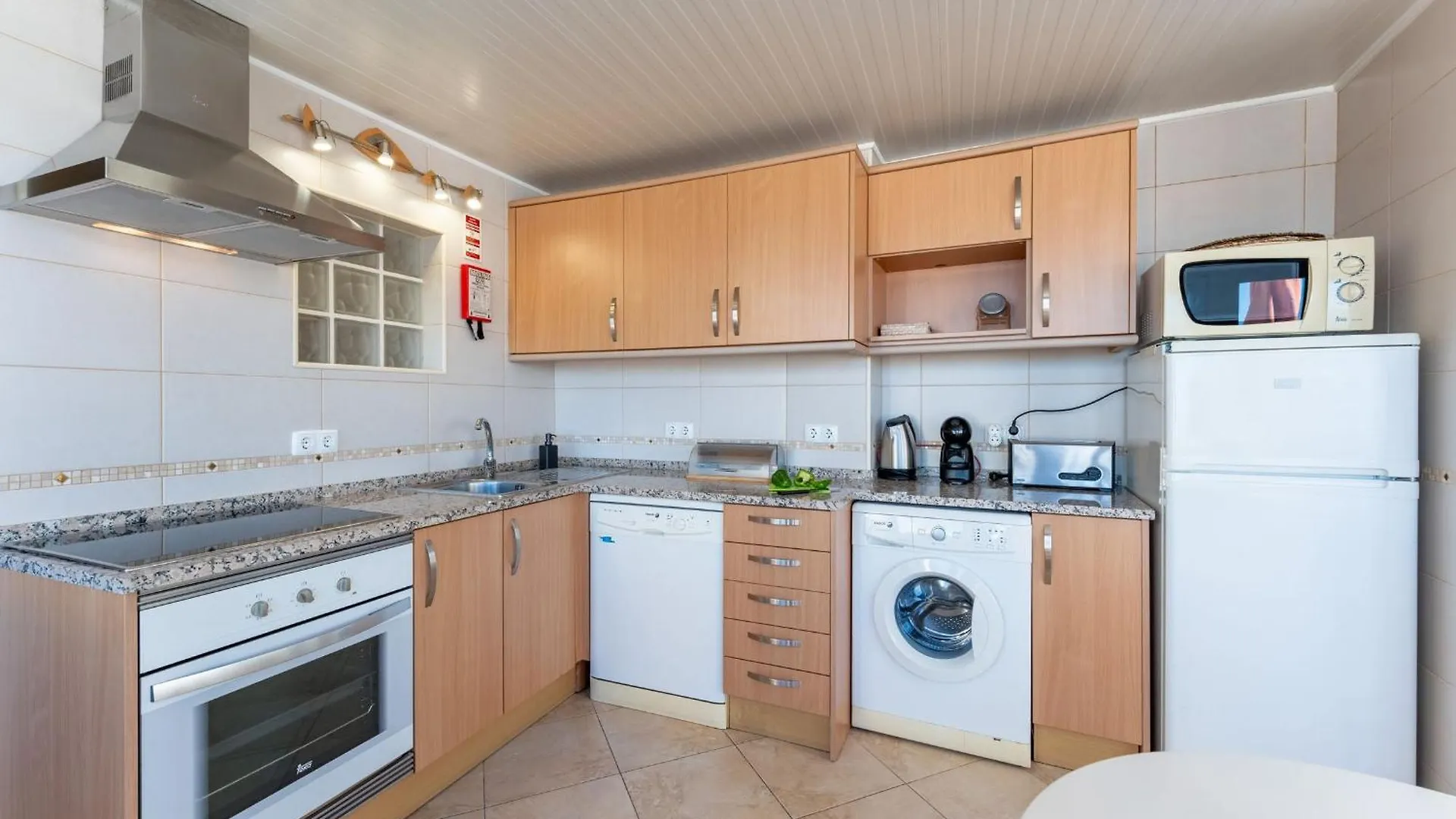 Wonderful 3 Bdr Duplex W/ Terrace By Lovelystay Alvor Apartment