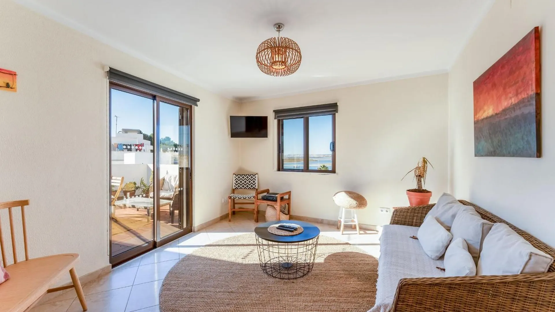 Wonderful 3 Bdr Duplex W/ Terrace By Lovelystay Alvor