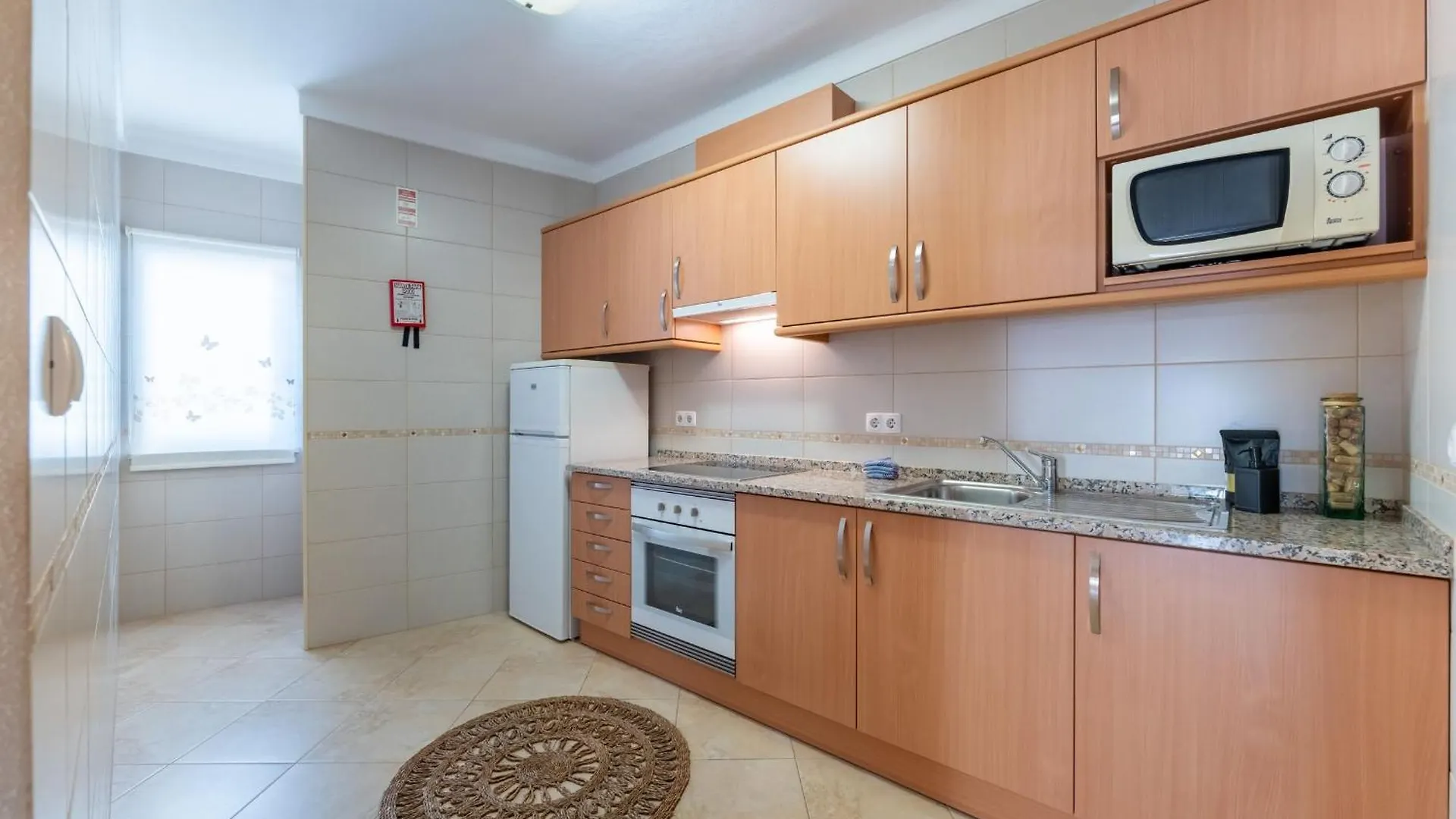 Wonderful 3 Bdr Duplex W/ Terrace By Lovelystay Alvor 0*,